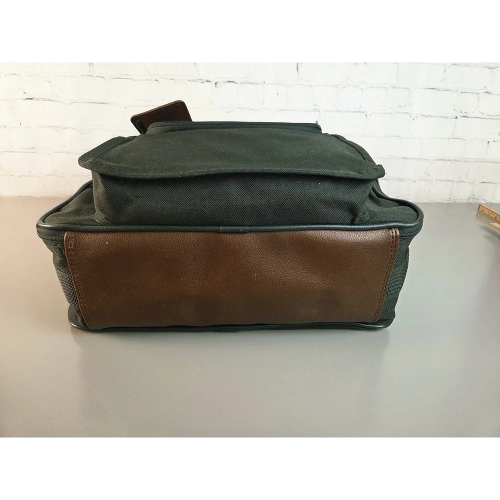 Samsonite Vintage‎ Travel Bag 15x9x7 Dark Green No Shoulder Strap
